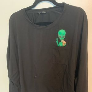 Shein long sleeved alien pocket crop tee